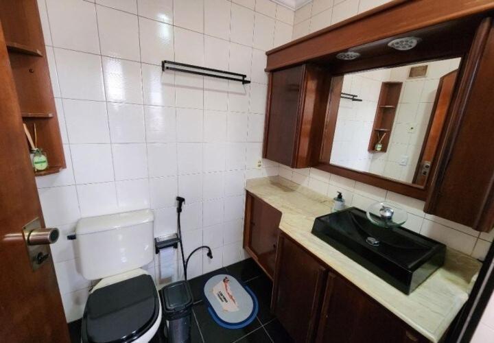 Flat No Hotel Cosmopolitan Com Estacionamento Gratis E Piscina 산토스 외부 사진